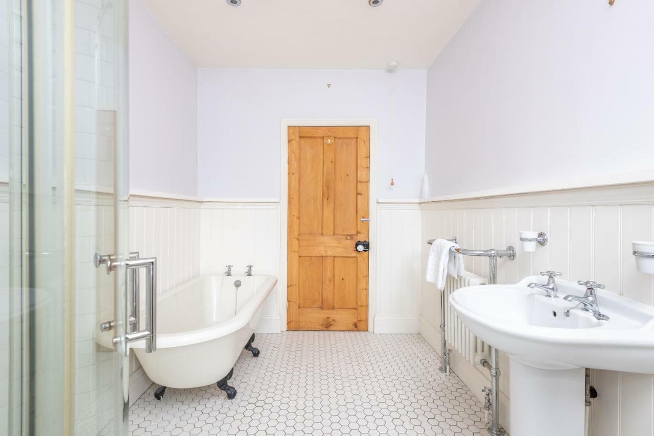 Charming Base For 5 Near Bishy Rd Pass The Keys Apartment York Exterior photo