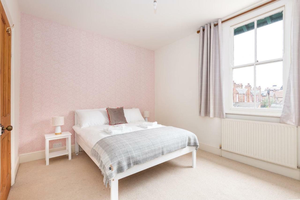 Charming Base For 5 Near Bishy Rd Pass The Keys Apartment York Exterior photo
